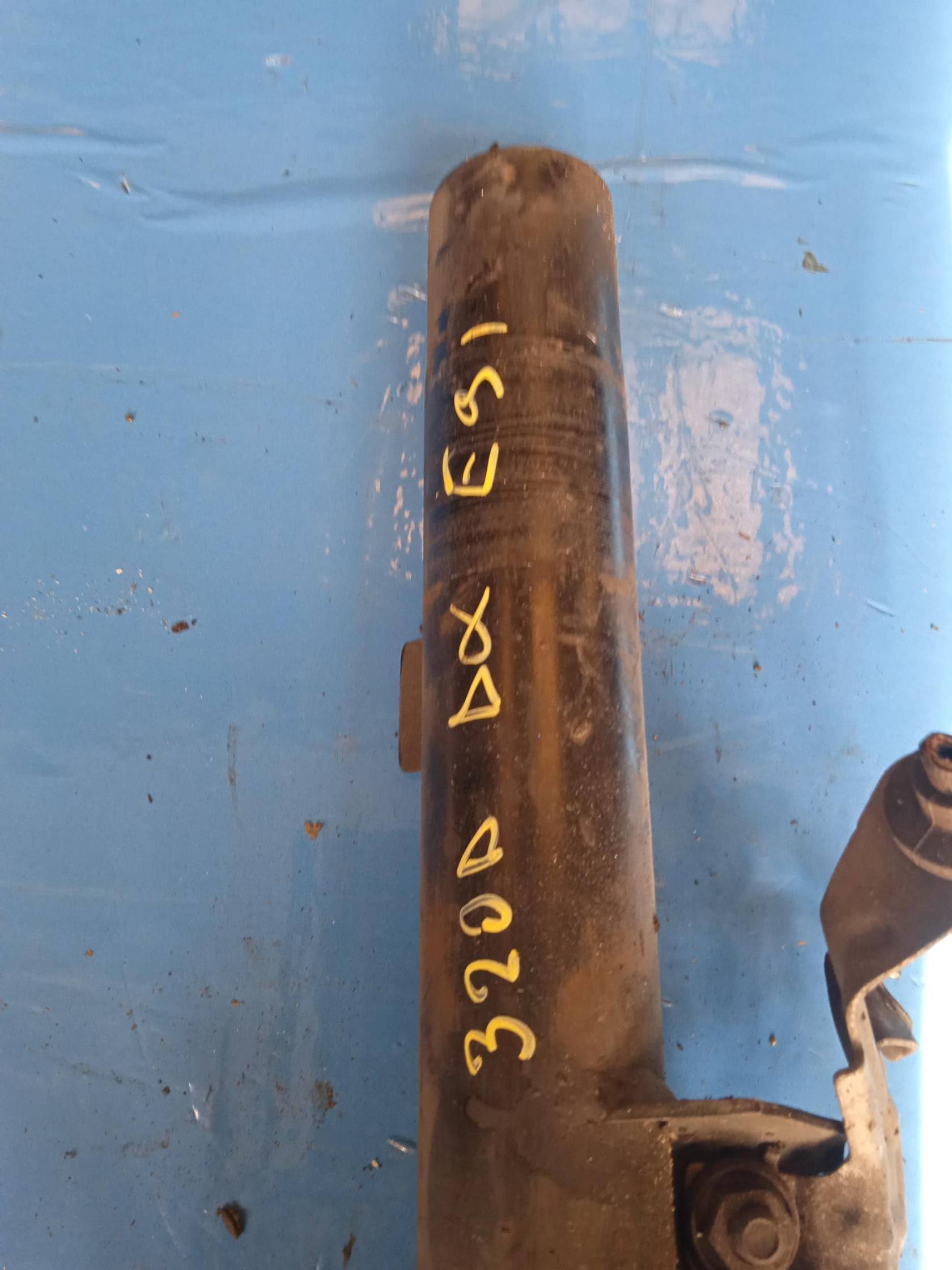 Ammortizzatore ant. dx.